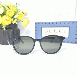 Kính mát GUCCI GG0830SK 001