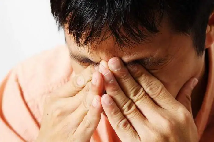 Cách Trị Đau Mắt Hàn Nhanh Nhất: Hướng Dẫn Thực Hành Từ Chuyên Gia