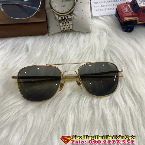 Đánh Giá Chi Tiết Kính Cơn Mỹ: Di Sản Thời Trang Và Giá Trị Sưu Tập