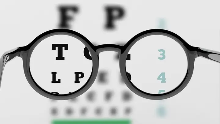 Loạn Thị Bao Nhiêu Diopter Là Nặng Và Có Thể Mổ Được Không?