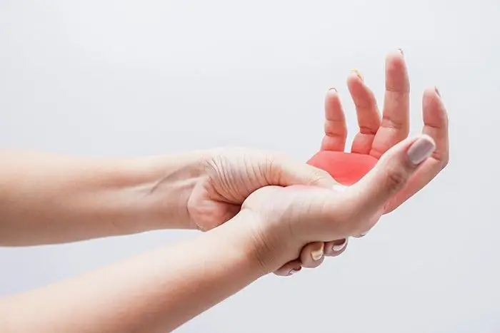 Lòng Bàn Tay Bị Giật: Nguyên Nhân Và Cách Khắc Phục Hiệu Quả