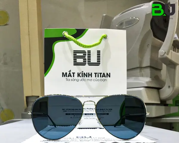 Top 5 Loại Kính Đi Ngày Và Đêm Tốt Nhất Năm 2026
