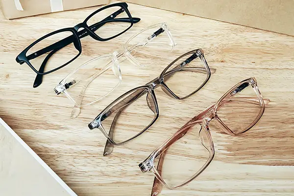 Mắt Kính Rẻ Nhất Sài Gòn: 5 Địa Điểm Mua Uy Tín, Chất Lượng Vượt Trội