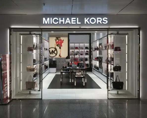Đánh Giá Chi Tiết 5 Cửa Hàng Michael Kors Uy Tín Nhất Tại Thành Phố Hồ Chí Minh