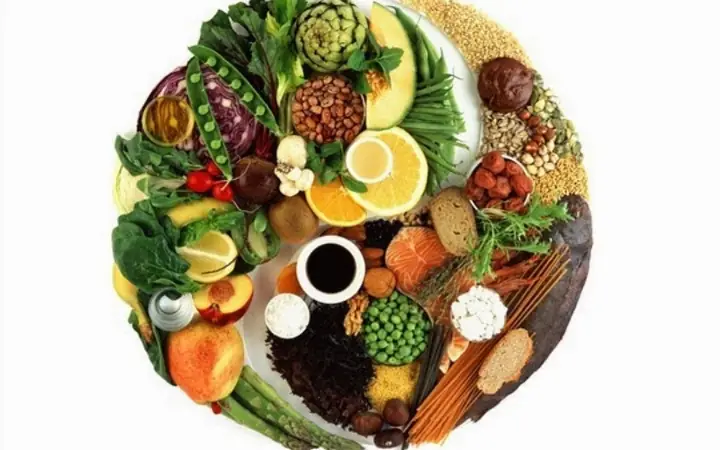 Người Thể Hàn Không Nên Ăn Gì? Danh Sách Thực Phẩm Cần Tránh