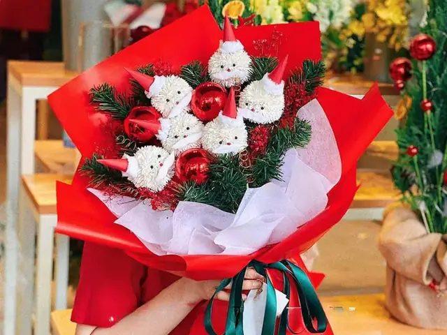 Top 10 Quà Noel Cho Bạn Gái Ý Nghĩa Và Đáng Mua Nhất