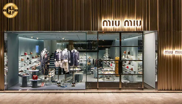 Thương Hiệu Miu Miu Của Nước Nào? Từ Nguồn Gốc Đến Sức Hút Toàn Cầu