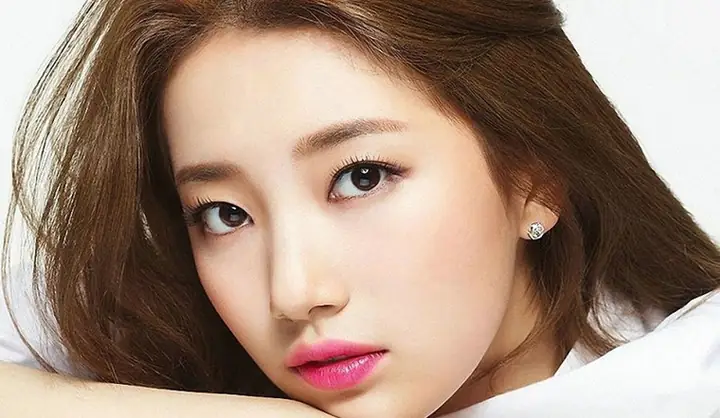 Hướng Dẫn Trang Điểm Mắt 1 Mí Chuẩn Chuyên Gia: 6 Bước Đơn Giản Để Mắt To Tròn Tự Nhiên