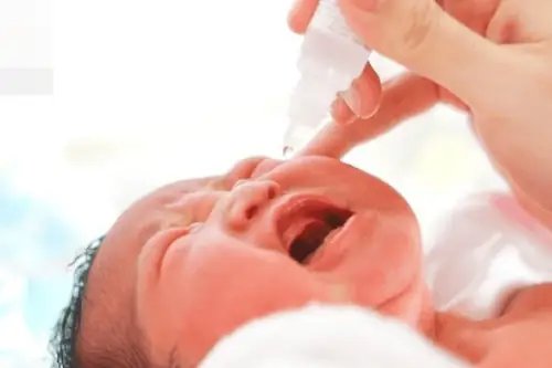 Vệ Sinh Mắt Trẻ Sơ Sinh Đúng Cách: Hướng Dẫn Chi Tiết Từ A-z