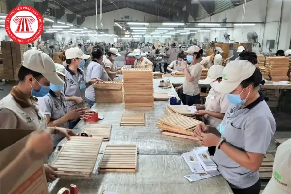 20 Tháng 10 Là Thứ Mấy? Quy Định Về Quà Tặng Và Lương Làm Thêm Cho Lao Động Nữ