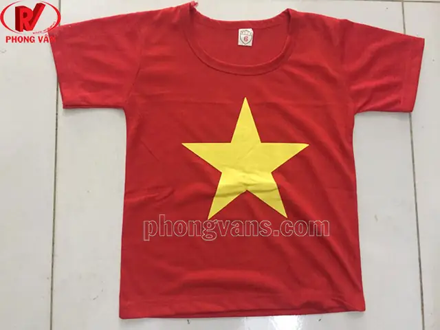 Áo Cờ Đỏ Sao Vàng Cho Bé