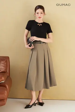Áo Kiểu Mặc Với Chân Váy Xòe
