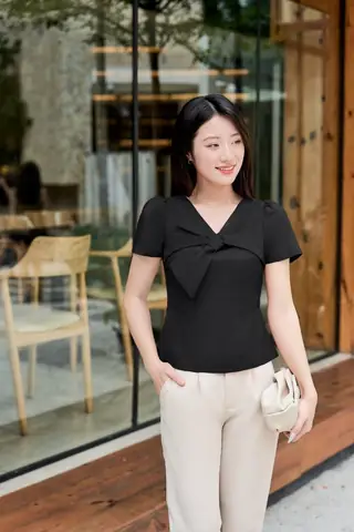 Áo Kiểu Nữ Đẹp Tuổi 30