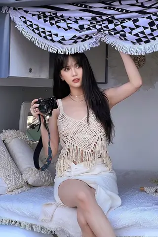 Áo Len Móc Đi Biển