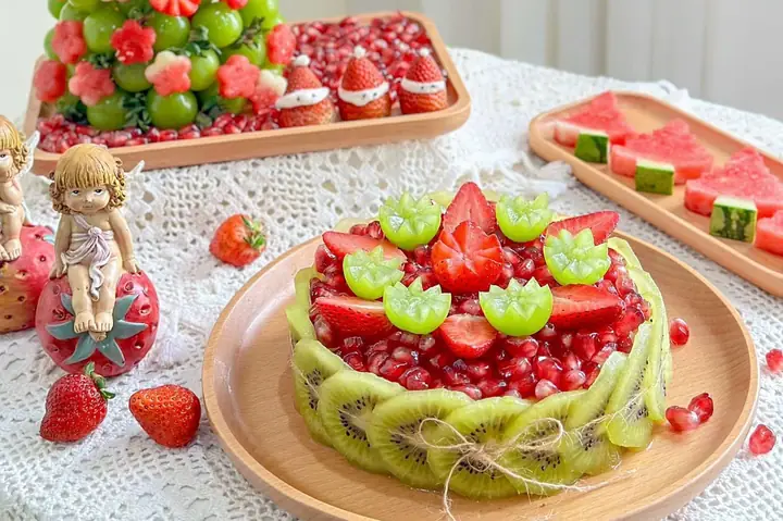Bánh Sinh Nhật Bằng Hoa Quả