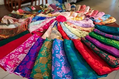 Shopping In Hoi An: Top 17 Must-visit Spots & Insider Guide
