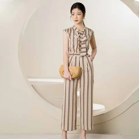 Bộ Đồ Kẻ Thiết Kế
