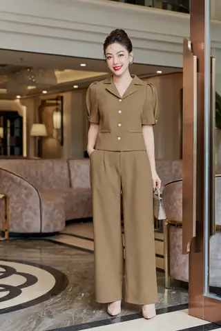Bộ Quần Áo Công Sở Cùng Màu