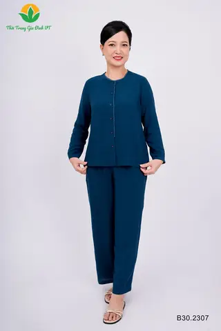 Bộ Quần Áo Nhung Nữ