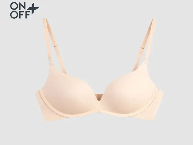 Các Loại Áo Lót Hoc Sinh
