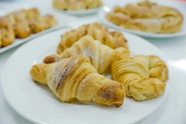 Cách Làm Bánh Croissant Phô Mai