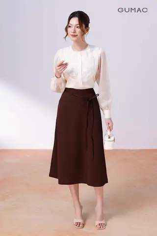 Chân Váy Nâu Kết Hợp Áo Màu Gì