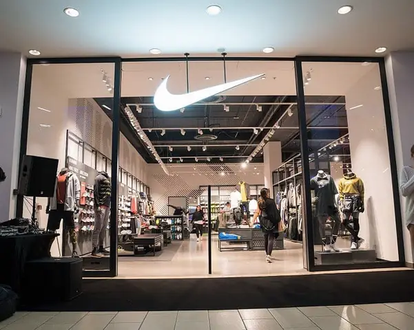 Top 30+ Cửa Hàng Nike Chính Hãng Tại Việt Nam: Địa Chỉ Mua Sắm Uy Tín Từ Bắc Vào Nam
