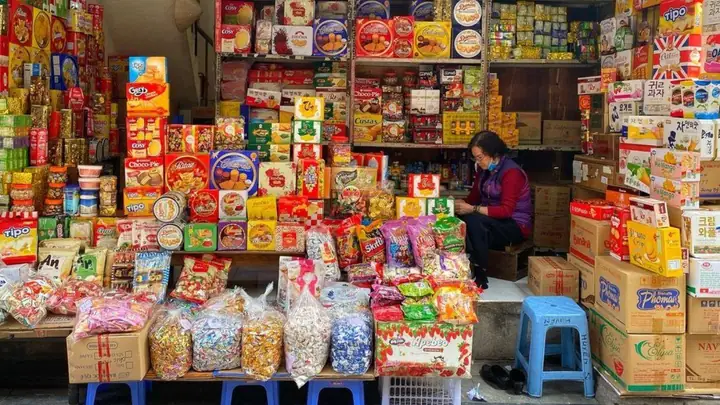 Cửa Hàng Tạp Hoá Gần Đây