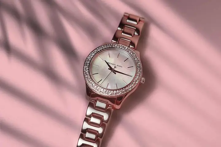 Đồng Hồ Michael Kors: Xuất Xứ, Chất Lượng Và Mọi Thông Tin Cần Biết