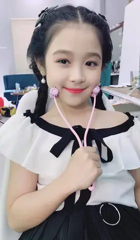 Em Bé Đẹp Nhất Việt Nam