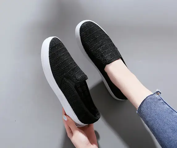Giày Vải Slip On Nữ