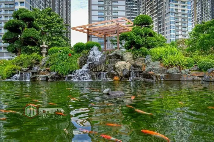 Hồ Cá Koi Ở Landmark 81