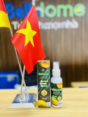 Không Áo Xanh Áo Đỏ Thơm Hương