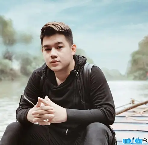 Long Chun Sinh Năm Bao Nhiêu