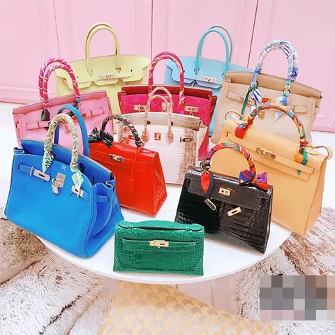 Bộ Sưu Tập Túi Xách Hàng Hiệu: Đằng Sau Niềm Đam Mê Và Giá Trị Thực