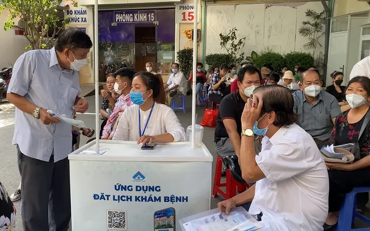 Mổ Mắt Cận Bệnh Viện Mắt Điện Biên Phủ