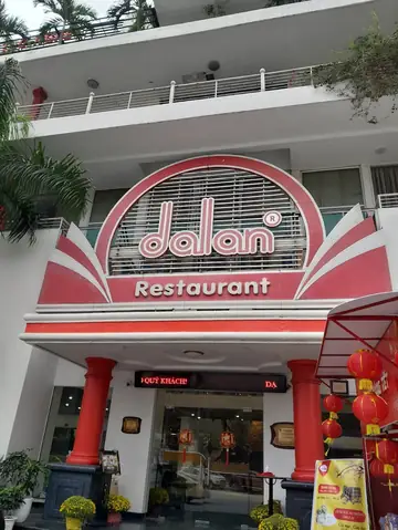 Nhà Hàng Dạ Lan Center