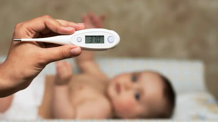 Nhiệt Độ Cơ Thể Trẻ Sơ Sinh