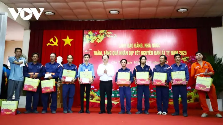 Quà Tặng Cho Người Thành Đạt