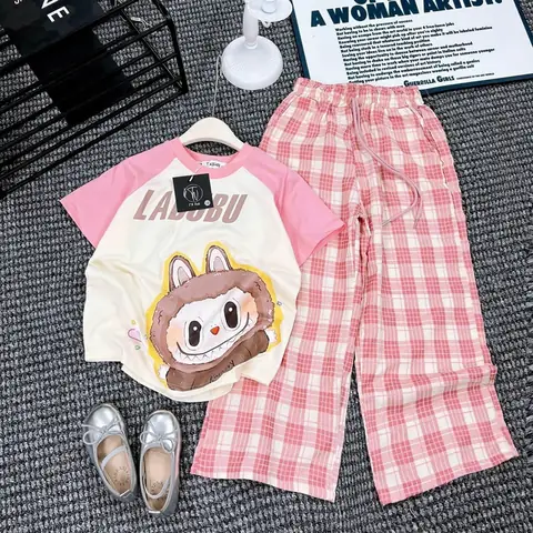 Quần Áo Trẻ Em Dễ Thương