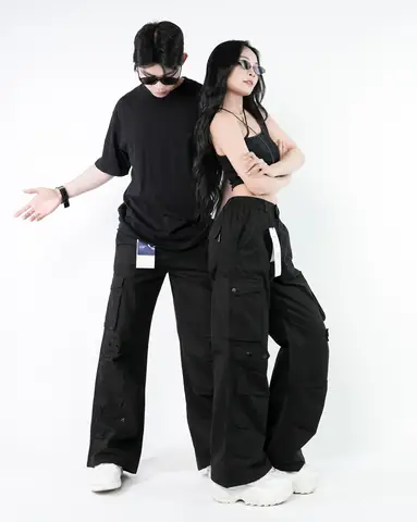 Quần Túi Hộp Nữ Màu Đen