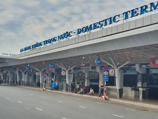Sân Bay Sài Gòn Ở Quận Mấy