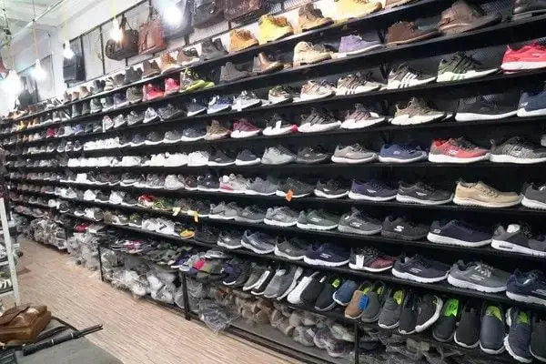Top 10 Shop Giày Dép Trẻ Em Hà Nội Uy Tín: Đánh Giá Chi Tiết & Bảng So Sánh