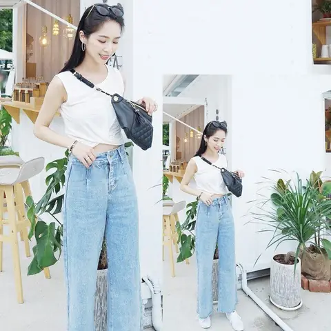 Quần Jean Ống Rộng Nữ: Các Mẫu Hot Nhất & Mẹo Phối Đồ Tinh Tế