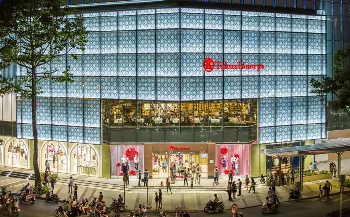 Takashimaya Tuyển Dụng Thu Ngân