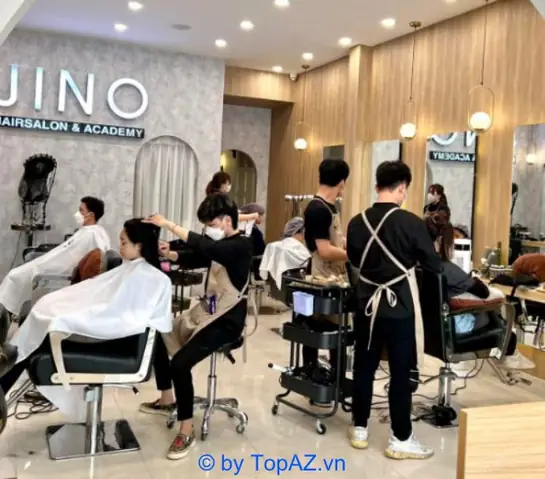 Tiệm Tóc Trắng Đà Lạt