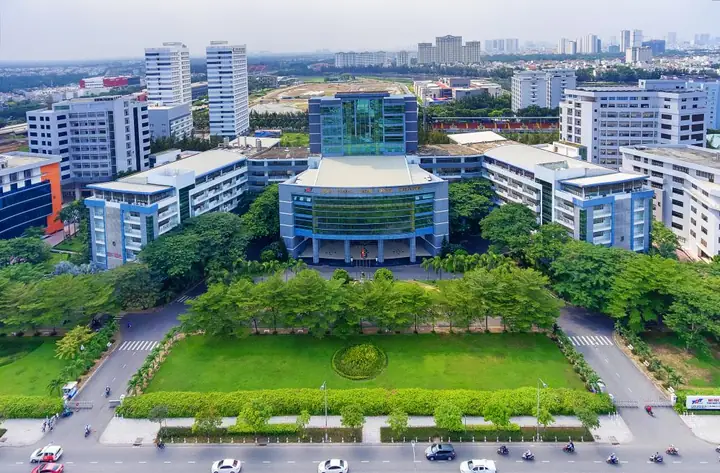 Tôn Đức Thắng Ở Quận Mấy