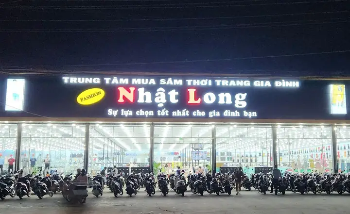 Trung Tâm Mua Sắm Nhật Long