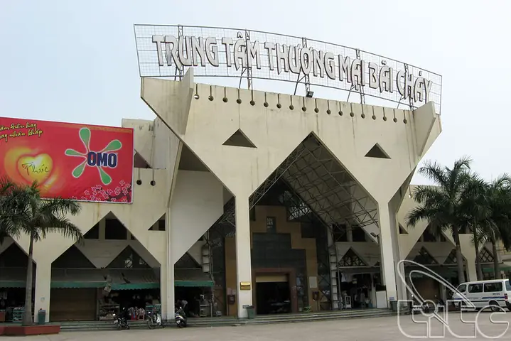 Trung Tâm Thương Mại Bãi Cháy